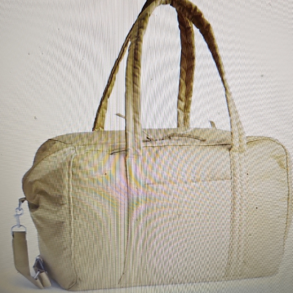 Vera Bradley Golden Olive  Travel Bag Brand New Nylon 17" X 11" X 7"